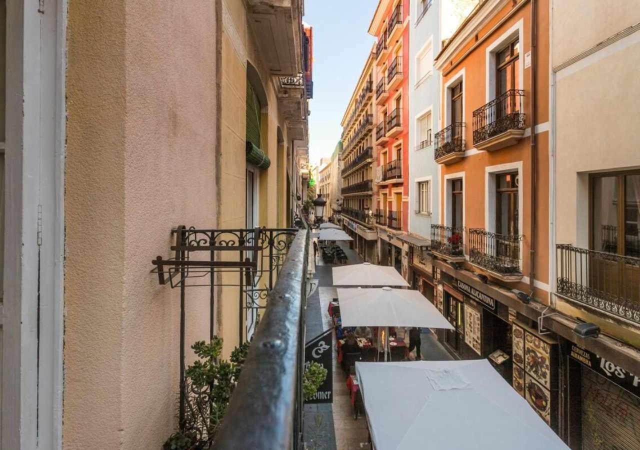 Old Town Y Beach Holirent Alicante Dış mekan fotoğraf
